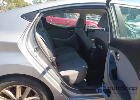 2015 Hyundai Elantra Se z USA, uszkodzony, nr VIN KMHDH4AE3FU320812